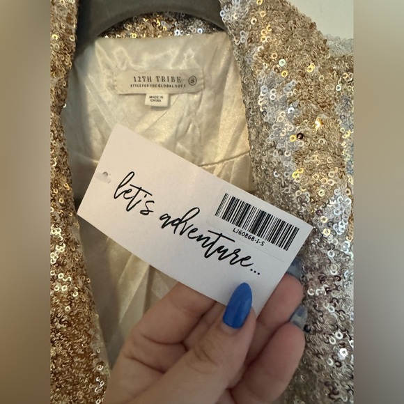 NEW 12th Tribe Genevieve Sequin Blazer Jacket Iridescent Gold Silver Small NWT - Picture 7 of 11